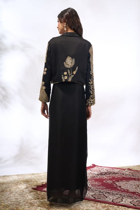 Samyukta Singhania Embroidered Cape & Skirt Set 