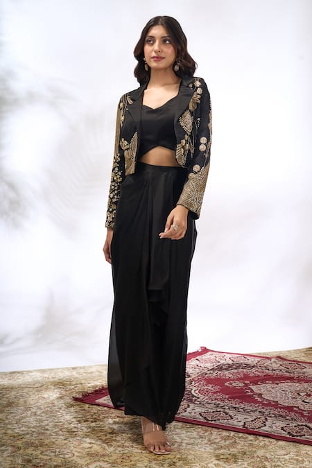 Samyukta Singhania Embroidered Cape & Skirt Set 