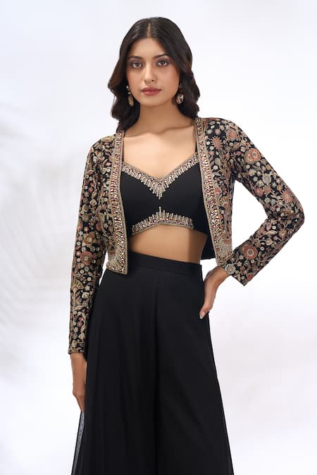 Buy_Samyukta Singhania_Black Georgette Embroidery, Sequins V-neck, Sweetheart Floral Jacket Skirt Set 