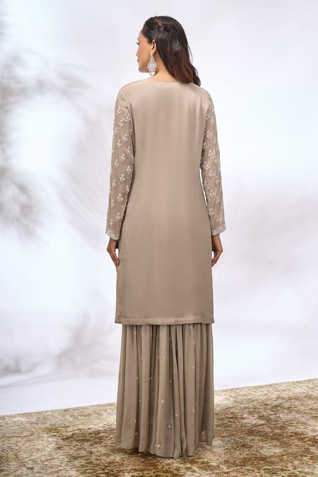 Samyukta Singhania Embroidered Kurta Set 