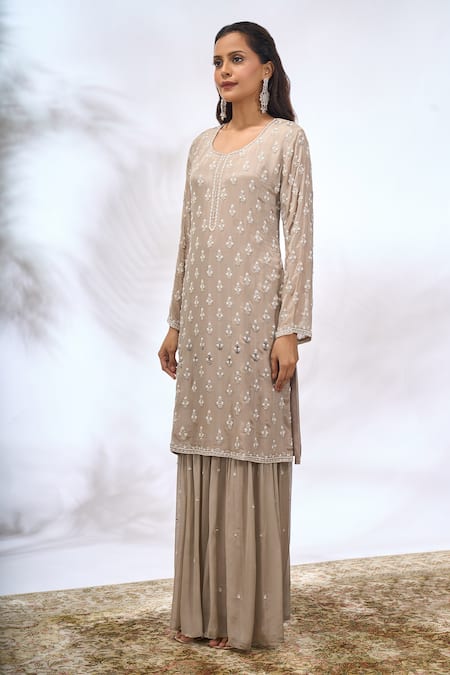 Buy_Samyukta Singhania_Gray Georgette Embroidery Round Neck Kurta Set 