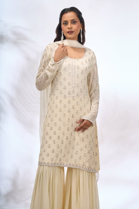 Buy_Samyukta Singhania_Ivory Georgette Embroidery, Sequins Round Neck Work Kurta Set _Online_at_Aza_Fashions