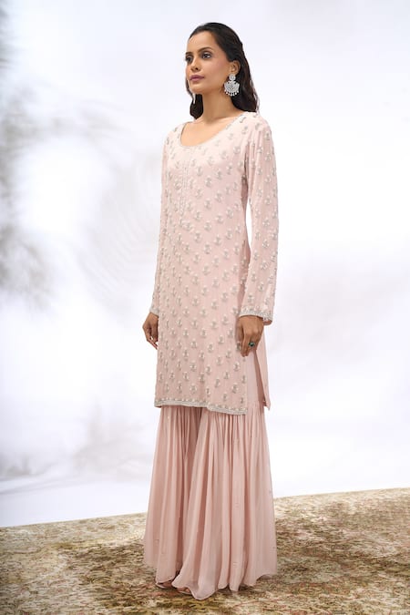Buy_Samyukta Singhania_Peach Georgette Sequins, Embroidery Round Neck Work Kurta Set 