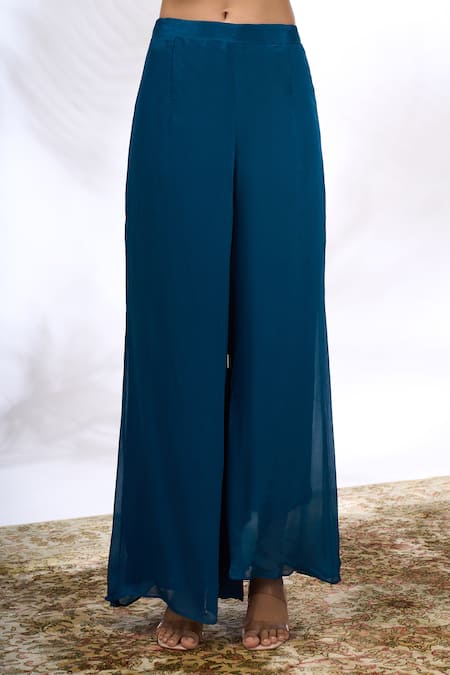 Samyukta Singhania Blue Georgette Embroidery, Sequins V-neck Work Kurta Set Online at Aza Fashions Samyukta Singhania_Blue Georgette Embroidery, Sequins V-neck Work Kurta Set _Online_at_Aza_Fashions