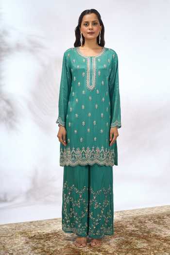 Buy Samyukta Singhania Green Georgette Embroidery, Sequins Round Neck Butti Work Kurta Set Buy_Samyukta Singhania_Green Georgette Embroidery, Sequins Round Neck Butti Work Kurta Set