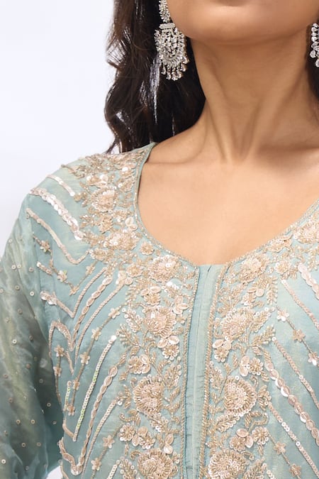 Samyukta Singhania_Sky Blue Georgette Embroidery, Sequins Split V-neck Chevron Work Kurta Set _Online_at_Aza_Fashions