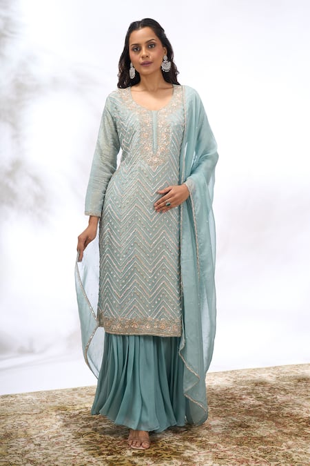 Buy_Samyukta Singhania_Sky Blue Georgette Embroidery, Sequins Split V-neck Chevron Work Kurta Set _Online_at_Aza_Fashions