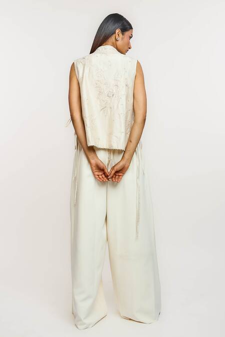 Ott_Ivory Cotton, Silk Mandarin Collar Chikankari Waistcoat _Online_at_Aza_Fashions