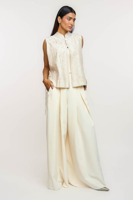 Buy_Ott_Ivory Cotton, Silk Mandarin Collar Chikankari Waistcoat _Online_at_Aza_Fashions