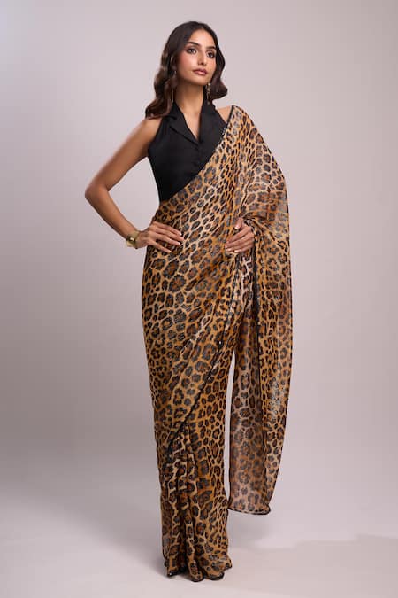 Shop_Aza X Shilpa Shetty Kundra_Beige Lurex, Georgette, Silk Sequins Leopard Print Saree With Tie-up Blouse 