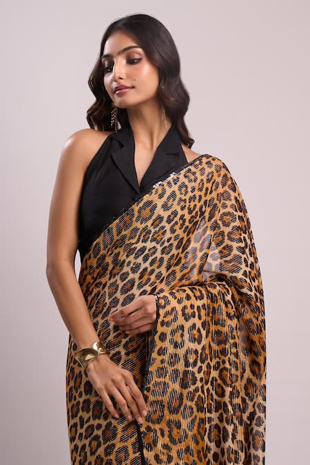 Buy_Aza X Shilpa Shetty Kundra_Beige Lurex, Georgette, Silk Sequins Leopard Print Saree With Tie-up Blouse 