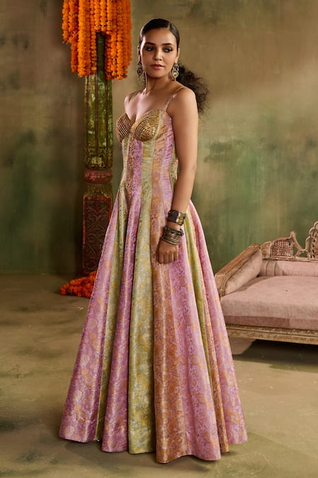 Reeti Arneja_Multi Color Chanderi, Riwaayat Contrasting Kali Scalloped Cutwork Lehenga Set _Online_at_Aza_Fashions