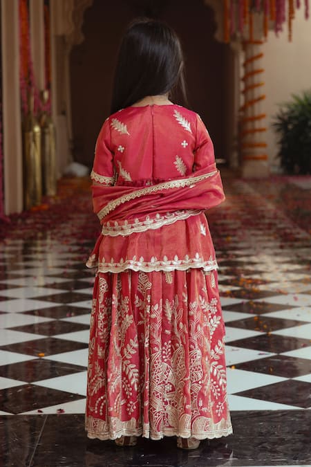 Fayon Kids Pink Embroidered Kurta Lehenga Set 