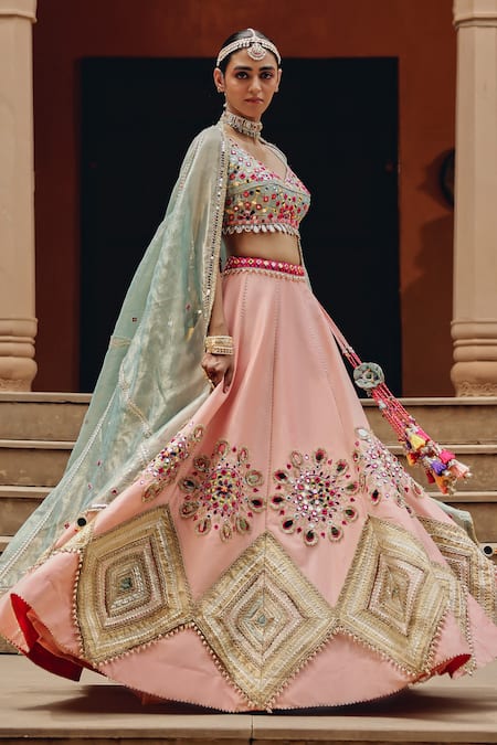 Ajiesh Oberoi Tara Sitara Lehenga Set 