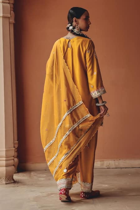 Ajiesh Oberoi Gulzar Charm Kurta Salwar Set 