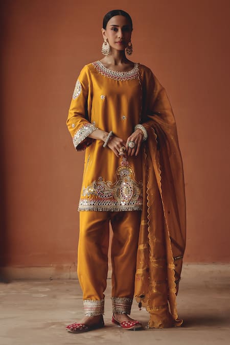 Ajiesh Oberoi Mustard Silk, Organza Mirrors, Embroidery, Gota Gulzar Charm Kurta Salwar Set Online at Aza Fashions Ajiesh Oberoi_Mustard Silk, Organza Mirrors, Embroidery, Gota Gulzar Charm Kurta Salwar Set _Online_at_Aza_Fashions