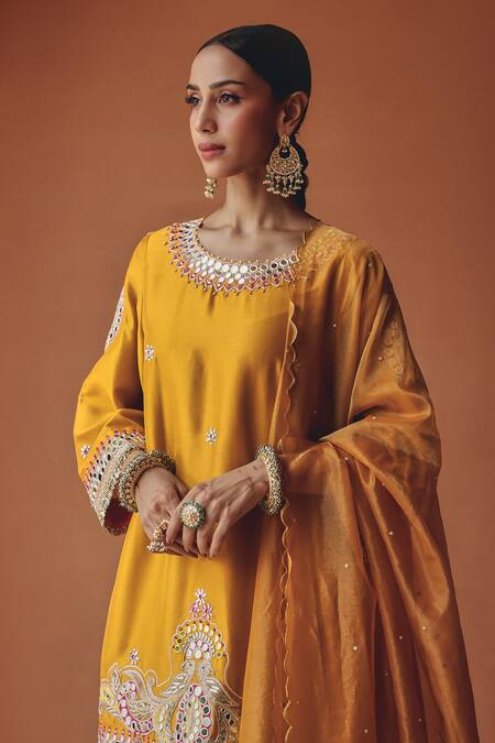 Buy Ajiesh Oberoi Mustard Silk, Organza Mirrors, Embroidery, Gota Gulzar Charm Kurta Salwar Set Online at Aza Fashions Buy_Ajiesh Oberoi_Mustard Silk, Organza Mirrors, Embroidery, Gota Gulzar Charm Kurta Salwar Set _Online_at_Aza_Fashions