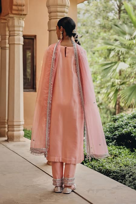 Buy Ajiesh Oberoi Peach Silk, Organza Mirrors, Gota Patti, Beads Noor-e-saheli Kurta Pant Set Buy_Ajiesh Oberoi_Peach Silk, Organza Mirrors, Gota Patti, Beads Noor-e-saheli Kurta Pant Set
