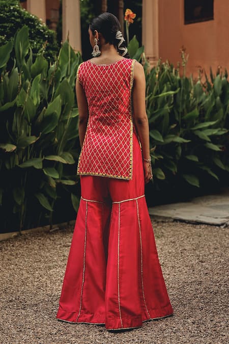 Shop Ajiesh Oberoi Pink Silk, Organza Mirrors, Embroidery, Sunehri Sargam Kurta Gharara Set at Aza Fashions Shop_Ajiesh Oberoi_Pink Silk, Organza Mirrors, Embroidery, Sunehri Sargam Kurta Gharara Set _at_Aza_Fashions