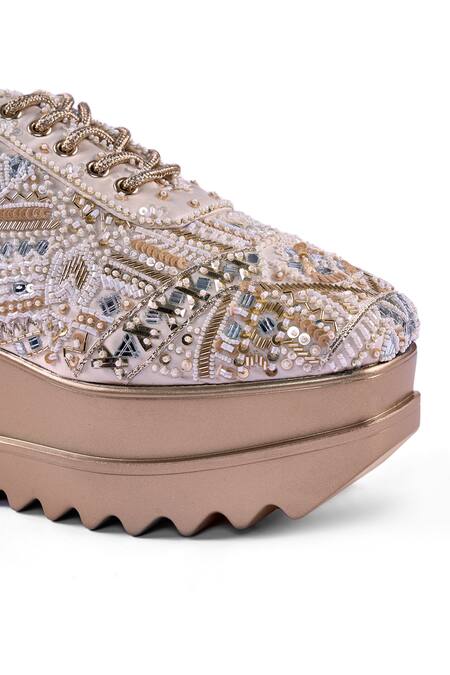 Buy_Anaar_Off White Mademoiselle Wedge Sneakers 