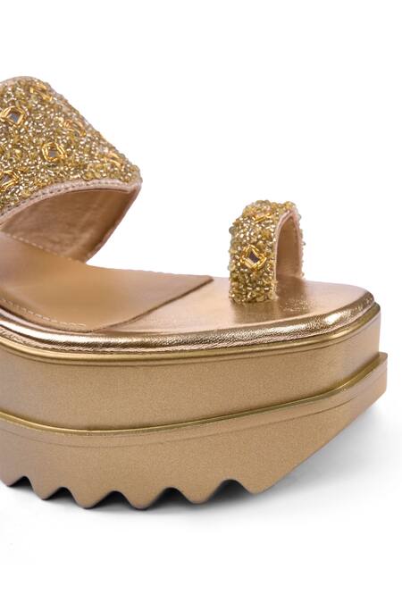 Anaar Gold Beads, Sequins, Mirrors Maharani Embroidered Wedges Online at Aza Fashions Anaar_Gold Beads, Sequins, Mirrors Maharani Embroidered Wedges _Online_at_Aza_Fashions