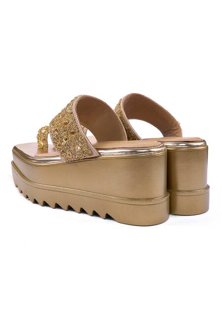 Buy Anaar Gold Beads, Sequins, Mirrors Maharani Embroidered Wedges Buy_Anaar_Gold Beads, Sequins, Mirrors Maharani Embroidered Wedges