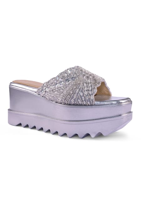 Shop_Anaar_Silver Beads, Sequins, Embroidery Chandni Wedges _Online_at_Aza_Fashions