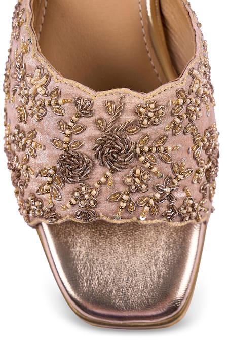Shop_Anaar_Gold Beads, Embroidery, Sequins Jhumka Crew Wedges 