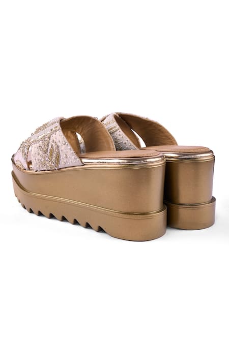 Anaar_Off White Embroidery, Sequins, Beads Gilded Age Wedge Sandals _at_Aza_Fashions
