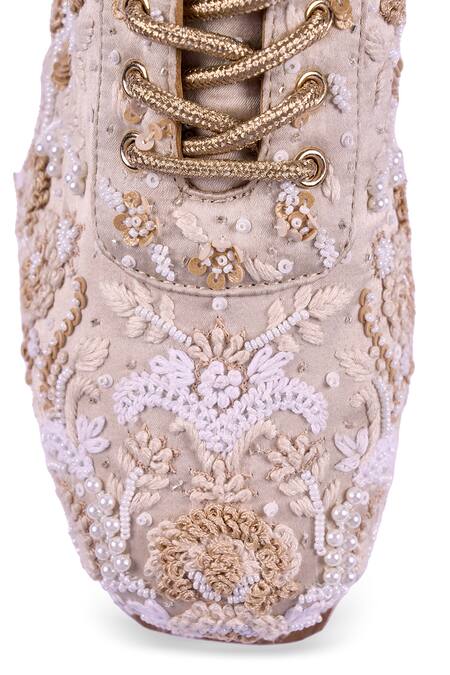 Shop_Anaar_Off White Galentine Wedge Embroidered Sneakers 