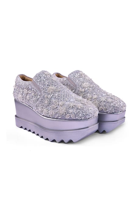 Anaar_Silver Mehfil Wedge Embroidered Sneakers _Online_at_Aza_Fashions