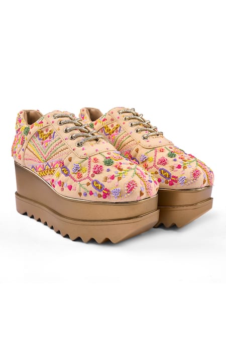 Buy_Anaar_Beige Fiesta Walks Wedge Embroidered Sneakers _Online_at_Aza_Fashions
