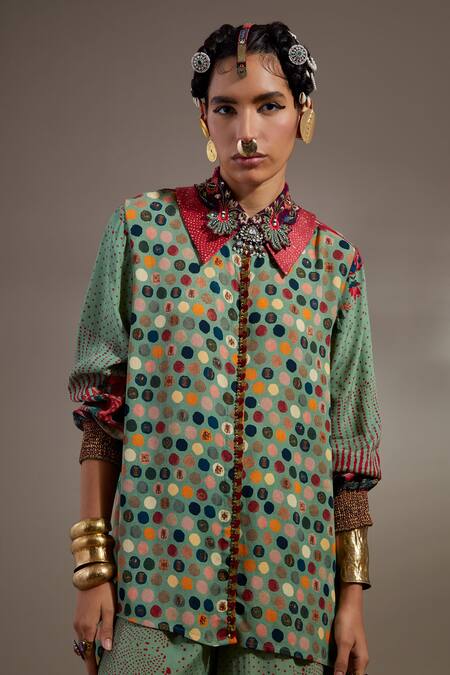 Shop Aseem Kapoor Green Crepe Embroidery Collared Atri Straight Shirt Online at Aza Fashions Shop_Aseem Kapoor_Green Crepe Embroidery Collared Atri Straight Shirt _Online_at_Aza_Fashions