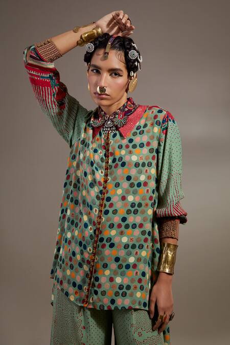 Aseem Kapoor Green Crepe Embroidery Collared Atri Straight Shirt And Trouser Set at Aza Fashions Aseem Kapoor_Green Crepe Embroidery Collared Atri Straight Shirt And Trouser Set _at_Aza_Fashions