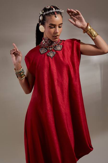 Buy Aseem Kapoor Red Crinkle, Silk Embroidery High Neck Rasa Drop Shoulder Dress Online at Aza Fashions Buy_Aseem Kapoor_Red Crinkle, Silk Embroidery High Neck Rasa Drop Shoulder Dress _Online_at_Aza_Fashions