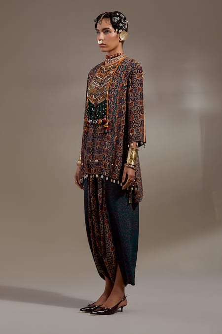 Buy Aseem Kapoor Green Crepe Embroidery, Beads, Tassels Mitra Tribal Pattern Kurta And Trouser Set Buy_Aseem Kapoor_Green Crepe Embroidery, Beads, Tassels Mitra Tribal Pattern Kurta And Trouser Set