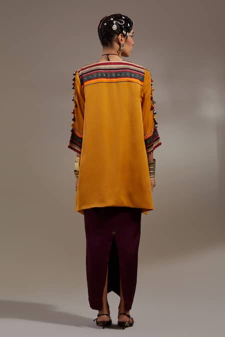 Aseem Kapoor Mitra Pattern Kurta & Skirt Set 