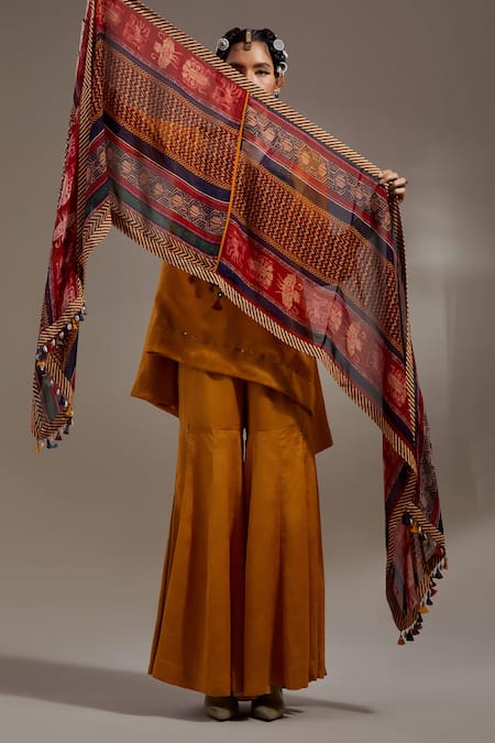 Shop Aseem Kapoor Mustard Tassels, Embroidery, Beads V-neck Mitra Pattern Kurta Set at Aza Fashions Shop_Aseem Kapoor_Mustard Tassels, Embroidery, Beads V-neck Mitra Pattern Kurta Set _at_Aza_Fashions