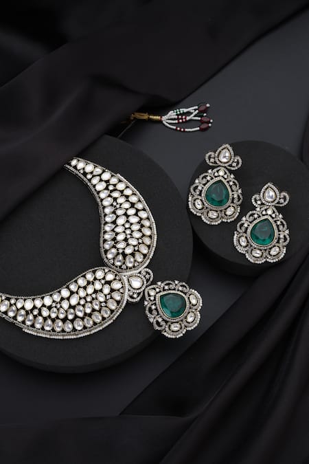 Buy_Swabhimann_Gold Plated Pearls, Stones Emerald And Polki Necklace Set _Online_at_Aza_Fashions