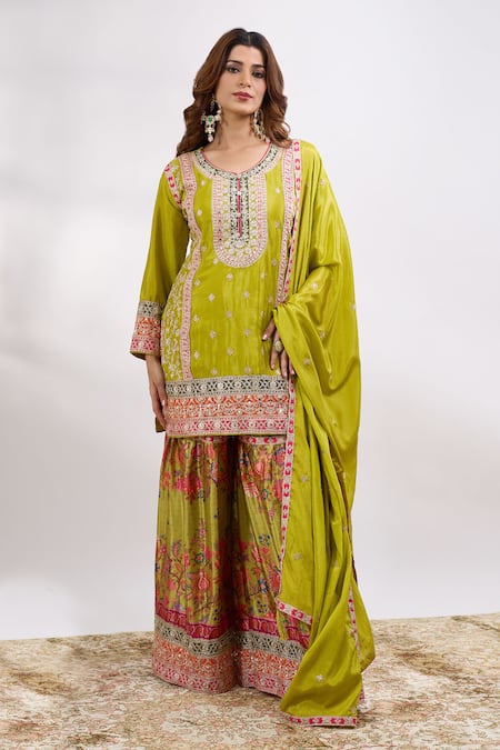 Shop_Alaya Advani_Green Georgette Embroidery, Sequins, Zari V-neck Flower Kurta Sharara Set 