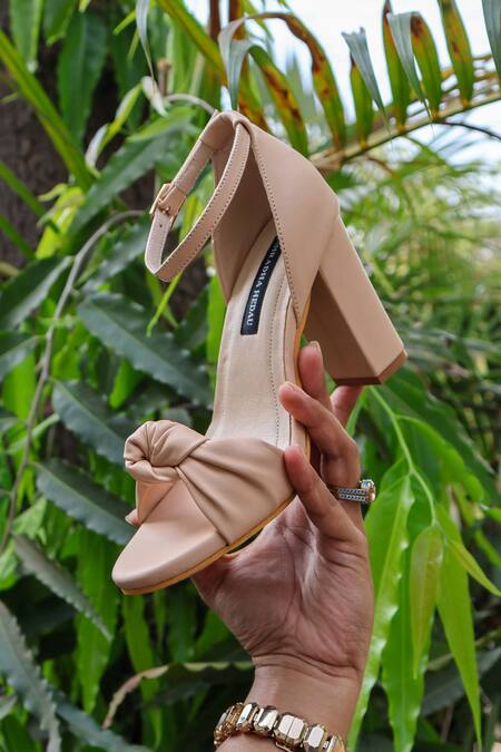 Buy_Shradha Hedau Footwear Couture_Beige Kiona Knot Detail Block Heels 