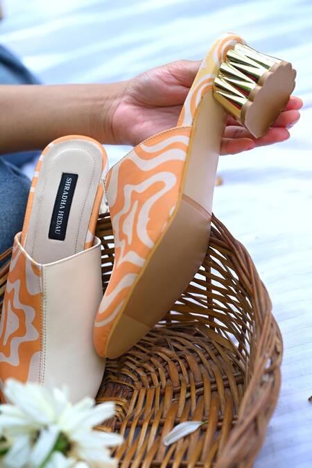 Buy_Shradha Hedau Footwear Couture_Beige Kissabelle Abstract Pattern Vegan Leather Mules _Online_at_Aza_Fashions