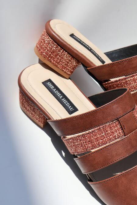 Buy_Shradha Hedau Footwear Couture_Tan Roana Vegan Leather Mules 