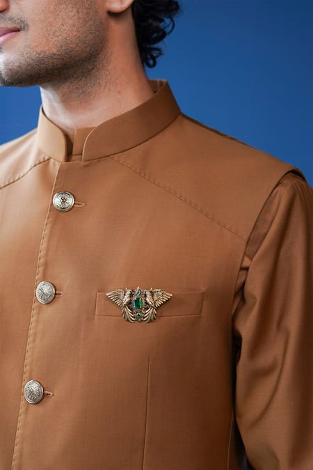 Buy_Philocaly_Brown Wool Brooches Taruvar Perennial Pick-stitched Bundi _Online_at_Aza_Fashions