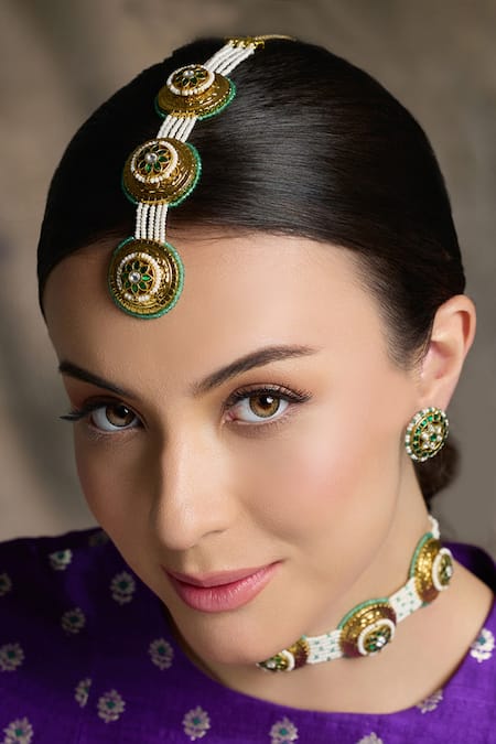 Joules by Radhika Graceful Emerald Kundan Embellished Maangtikka 