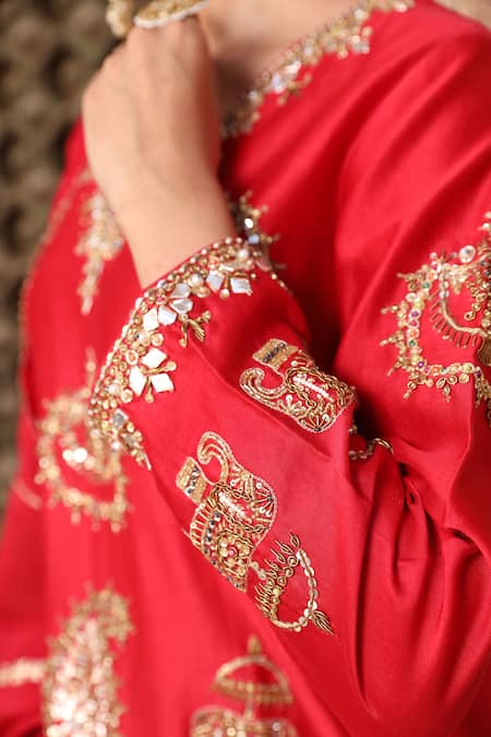 Amoree by Shikha Chaudhry_Red Silk Embroidery, Mirrors, Sequins, Gota Patti Butti Work Kurta And Sharara Set _Online_at_Aza_Fashions