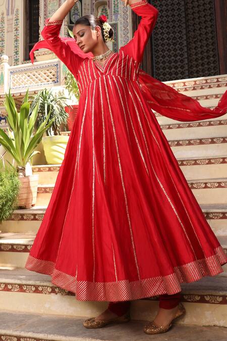 Shop_Amoree by Shikha Chaudhry_Red Silk Embroidery, Zari V-neck Begam Anarkali With Dupatta _Online_at_Aza_Fashions