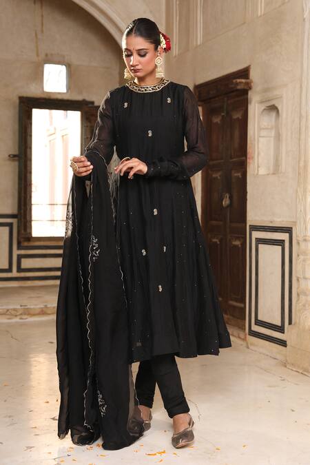 Amoree by Shikha Chaudhry_Black Silk Embroidery, Zari Round Neck Siyaah Anarkali Set _at_Aza_Fashions
