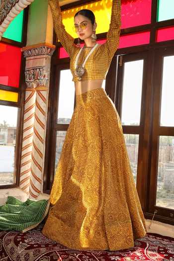 Buy_Amoree by Shikha Chaudhry_Yellow Chanderi Silk Embroidery Round Neck Hand Block Print Lehenga Set _Online_at_Aza_Fashions