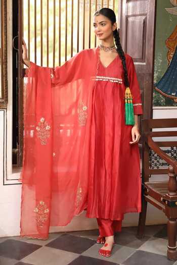 Shop_Amoree by Shikha Chaudhry_Red Silk, Silk, Embroidery, Sequins V-neck Kurta Set _Online_at_Aza_Fashions